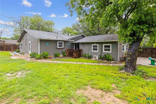 70 Sue Ann Drive, Lampasas, TX 76550