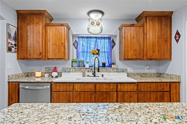 70 Sue Ann Drive, Lampasas, TX 76550