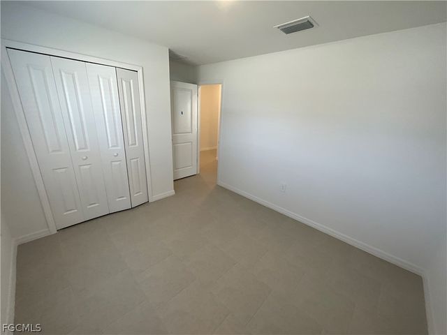 17236 Cantu CT, North Fort Myers, FL 33917