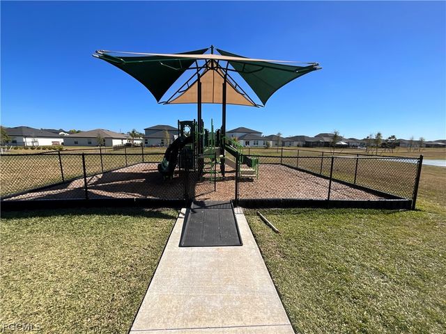 17236 Cantu CT, North Fort Myers, FL 33917