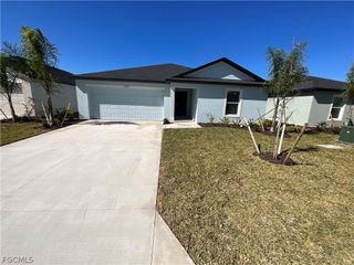 17236 Cantu CT, North Fort Myers, FL 33917