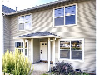 14134 E BURNSIDE St 3, Portland, OR 97233