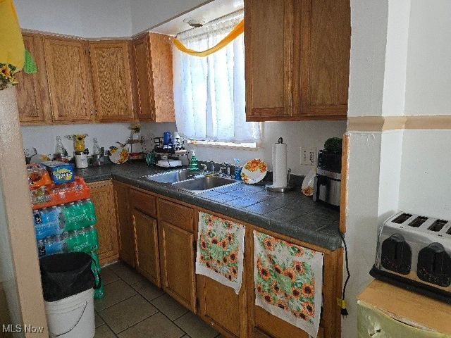 3393 W 99th Street, Cleveland, OH 44102