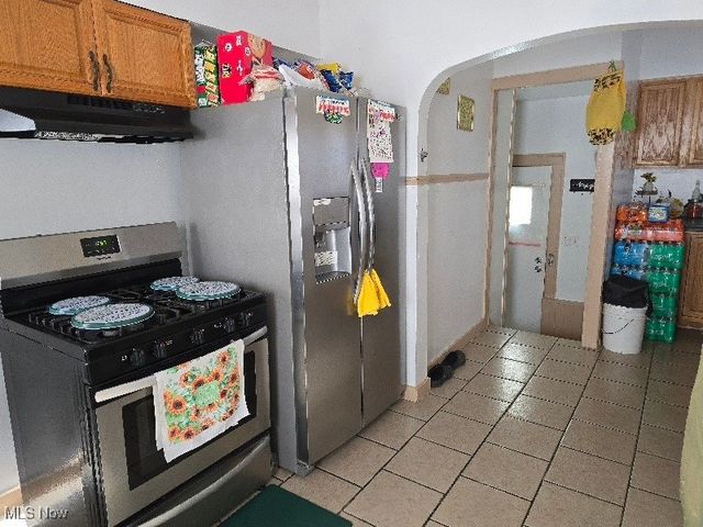 3393 W 99th Street, Cleveland, OH 44102