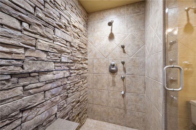 1026 Sherry Drive, Neosho, MO 64850