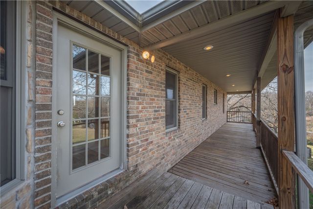 1026 Sherry Drive, Neosho, MO 64850