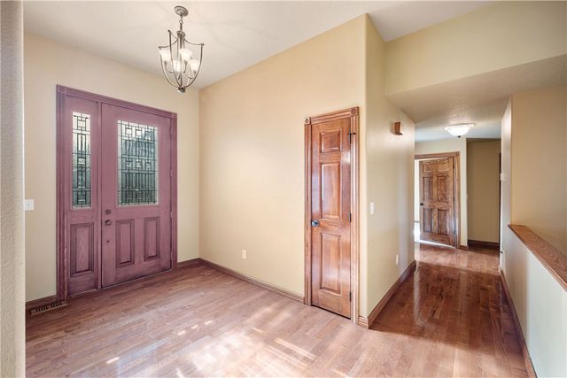 1026 Sherry Drive, Neosho, MO 64850