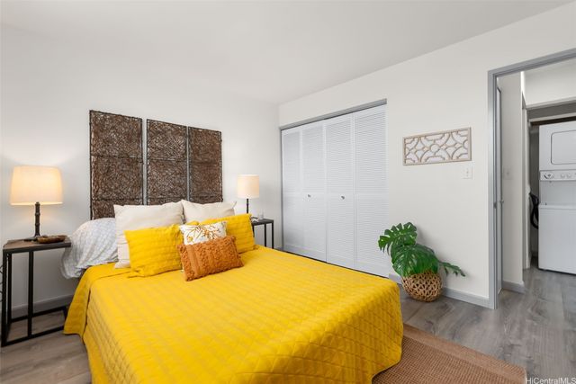 737 Olokele Avenue 703, Honolulu, HI 96816