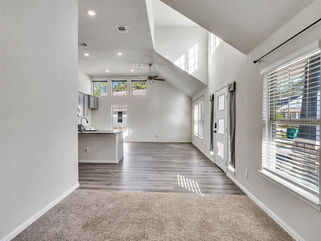 257 N Lynx Trail, Montgomery, TX 77316