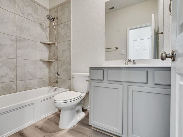 257 N Lynx Trail, Montgomery, TX 77316