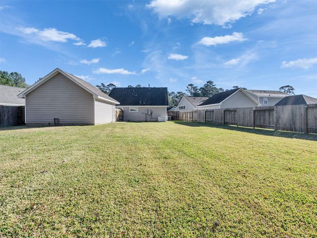 257 N Lynx Trail, Montgomery, TX 77316