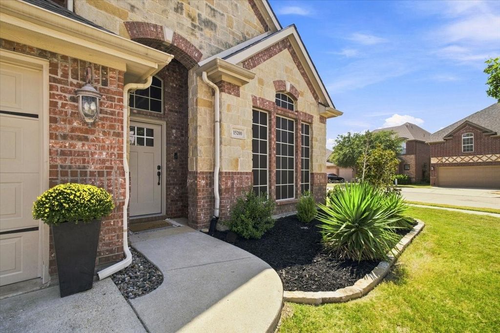 15200 Mallard Creek Street, Roanoke, TX 76262 — photo 3