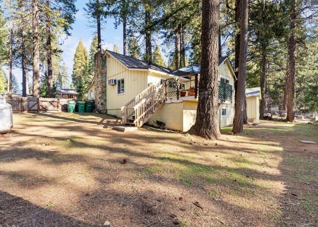 6780 Ridgeway Dr, Pollock Pines, CA 95726
