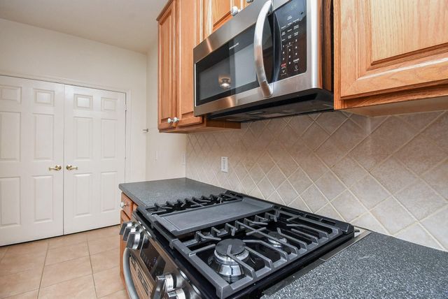 13646 Garden Grove Ct, Houston, TX 77082