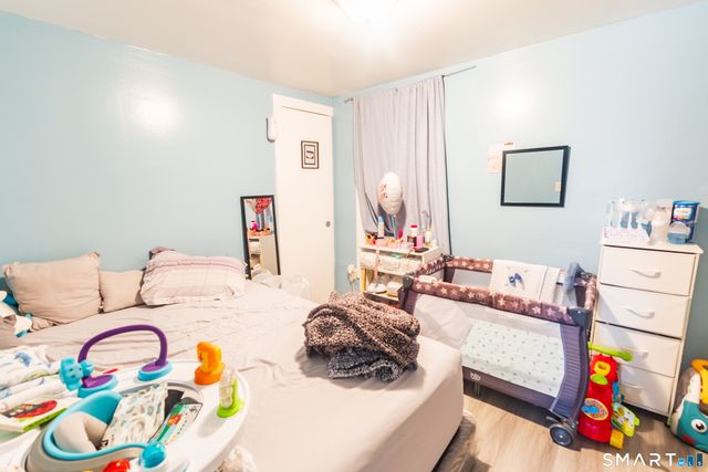 1 Ash Street, Waterbury, CT 06704