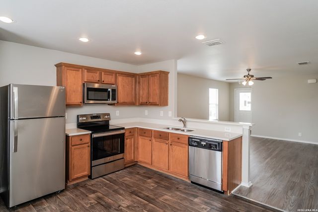 9738 Marbach Cyn, San Antonio, TX 78245