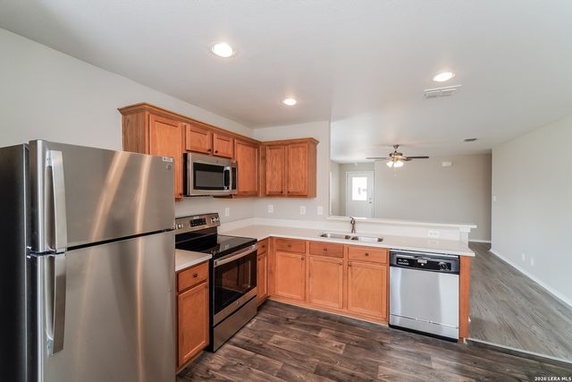 9738 Marbach Cyn, San Antonio, TX 78245