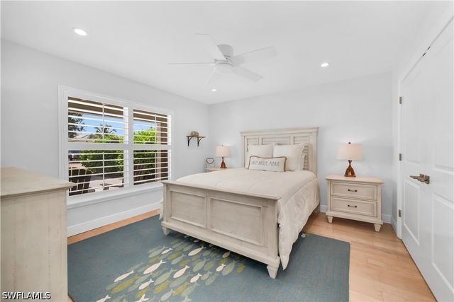 523 107th AVE N, Naples, FL 34108