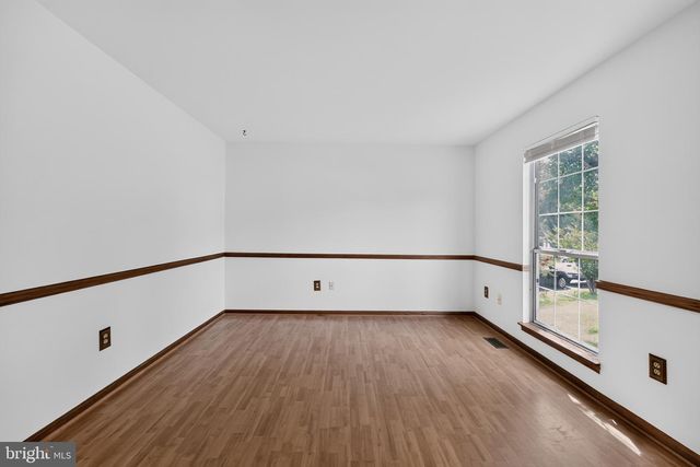 5624 REARDON LN, Woodbridge, VA 22193
