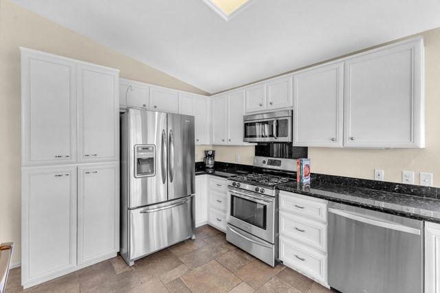 170 Via Tramonto, Palm Desert, CA 92260