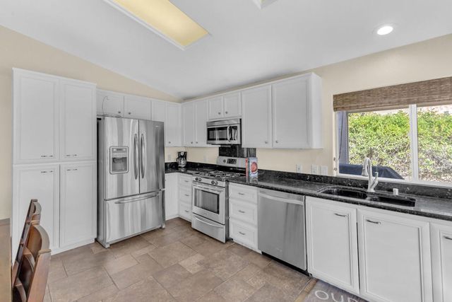 170 Via Tramonto, Palm Desert, CA 92260