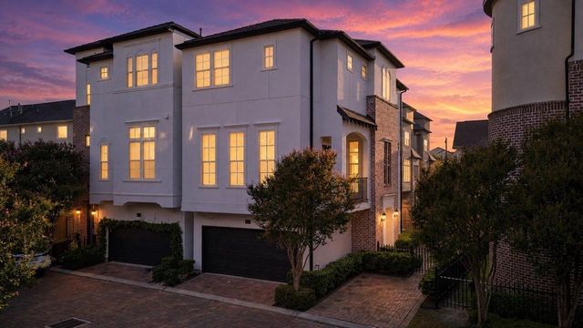 2705 Arabelle Grove, Houston, TX 77007