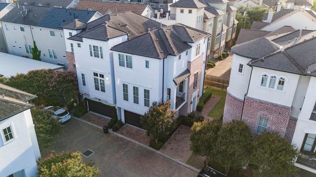 2705 Arabelle Grove, Houston, TX 77007
