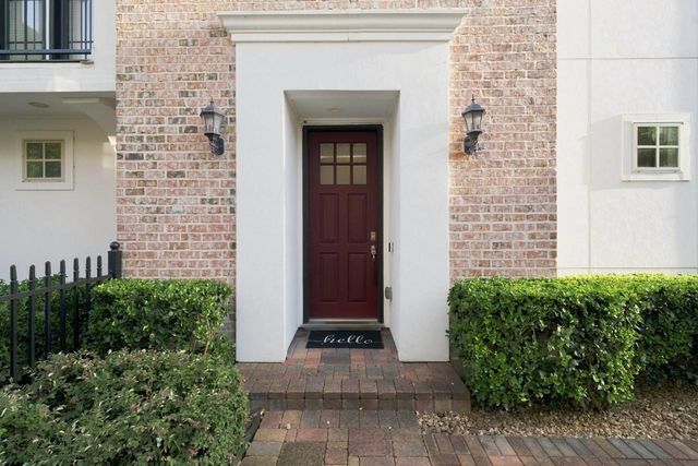 2705 Arabelle Grove, Houston, TX 77007
