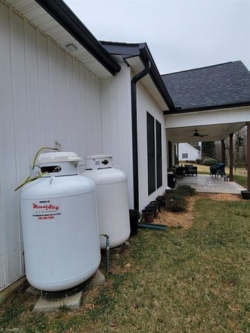 2065 Cynthia Drive, Mount Airy, NC 27030