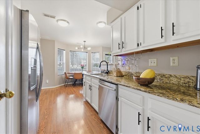 18515 Rollingside Dr, South Chesterfield, VA 23834