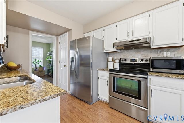 18515 Rollingside Dr, South Chesterfield, VA 23834