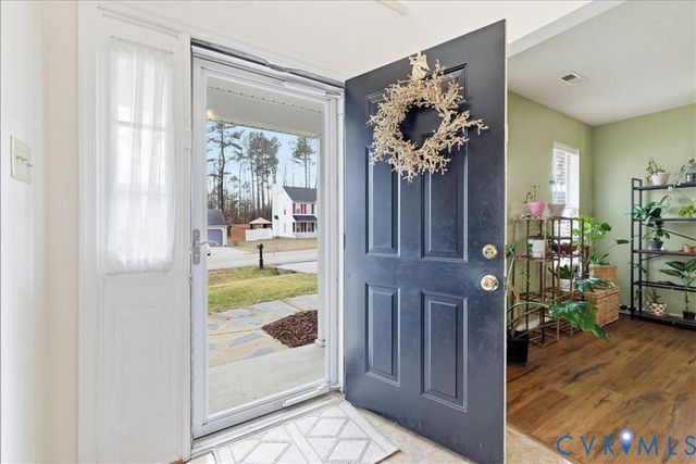 18515 Rollingside Dr, South Chesterfield, VA 23834