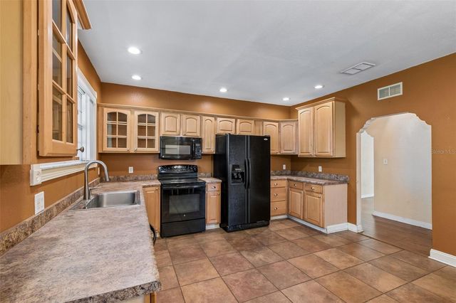 4412 SWEETWATER DRIVE, Tampa, FL 33615