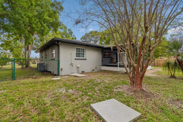 4412 SWEETWATER DRIVE, Tampa, FL 33615