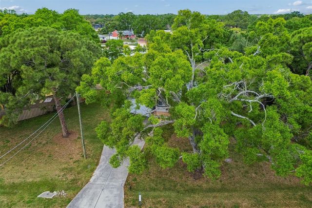 4412 SWEETWATER DRIVE, Tampa, FL 33615