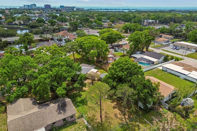 4412 SWEETWATER DRIVE, Tampa, FL 33615