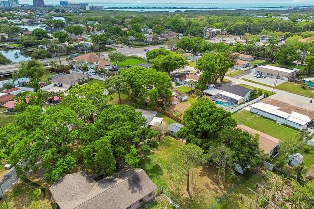 4412 SWEETWATER DRIVE, Tampa, FL 33615