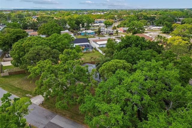 4412 SWEETWATER DRIVE, Tampa, FL 33615