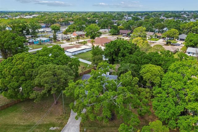 4412 SWEETWATER DRIVE, Tampa, FL 33615