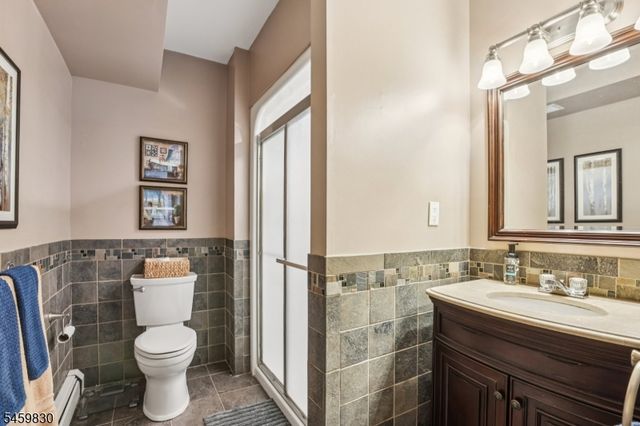 3 Skurla Ln, Hanover Twp., NJ 07981