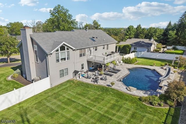 3 Skurla Ln, Hanover Twp., NJ 07981