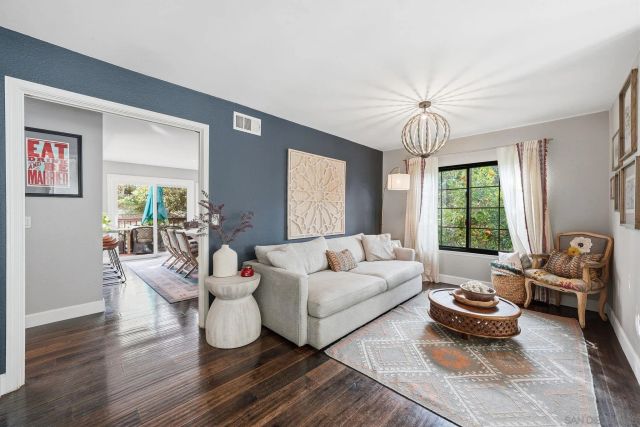 1571 Woody Hills Dr, El Cajon, CA 92019