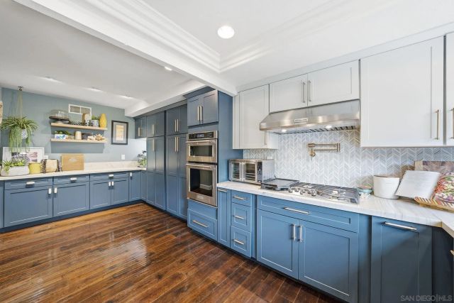 1571 Woody Hills Dr, El Cajon, CA 92019