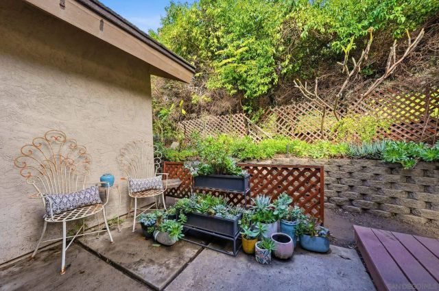 1571 Woody Hills Dr, El Cajon, CA 92019