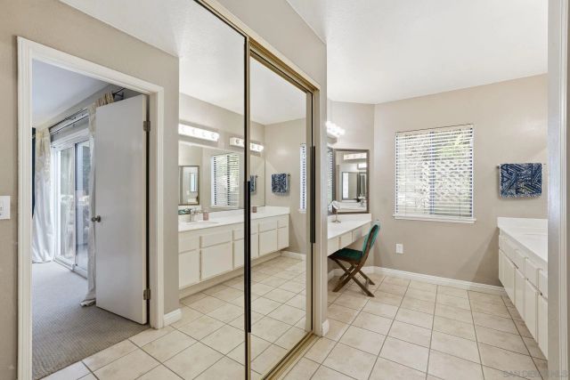 1571 Woody Hills Dr, El Cajon, CA 92019