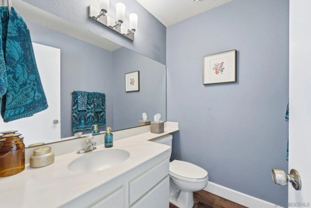 1571 Woody Hills Dr, El Cajon, CA 92019