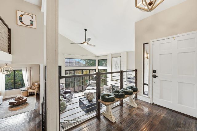 1571 Woody Hills Dr, El Cajon, CA 92019