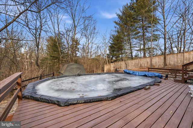 139 HEMLOCK LN, Gerrardstown, WV 25420