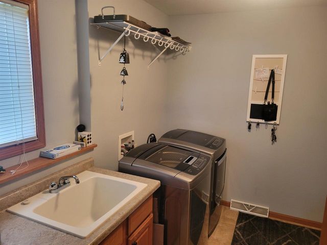 715 Cypress Court, Sun Prairie, WI 53590
