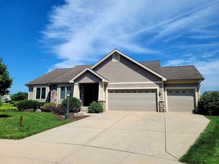 715 Cypress Court, Sun Prairie, WI 53590